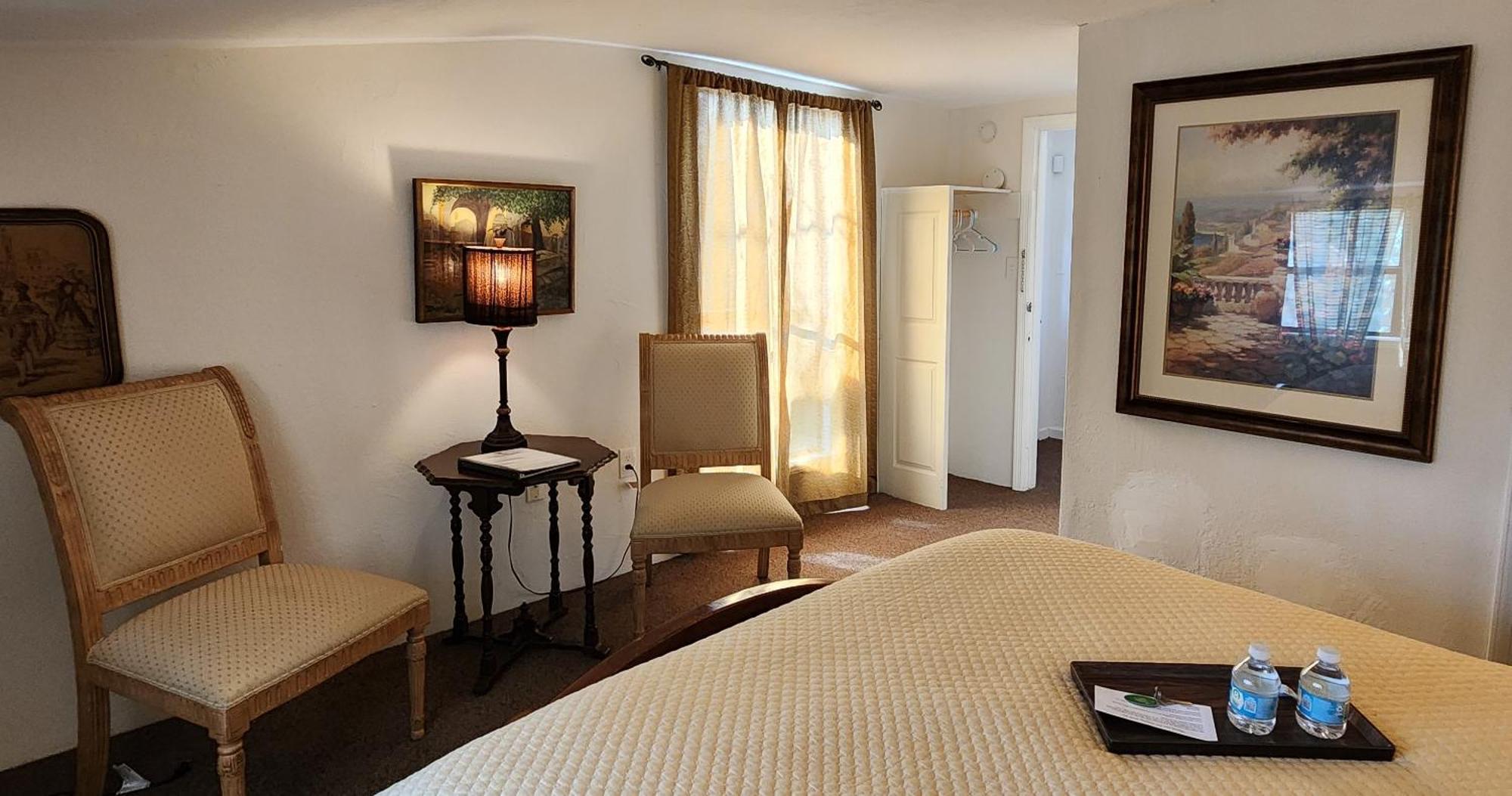 Lily Creek Lodge ดาห์ลอนีกา ภายนอก รูปภาพ