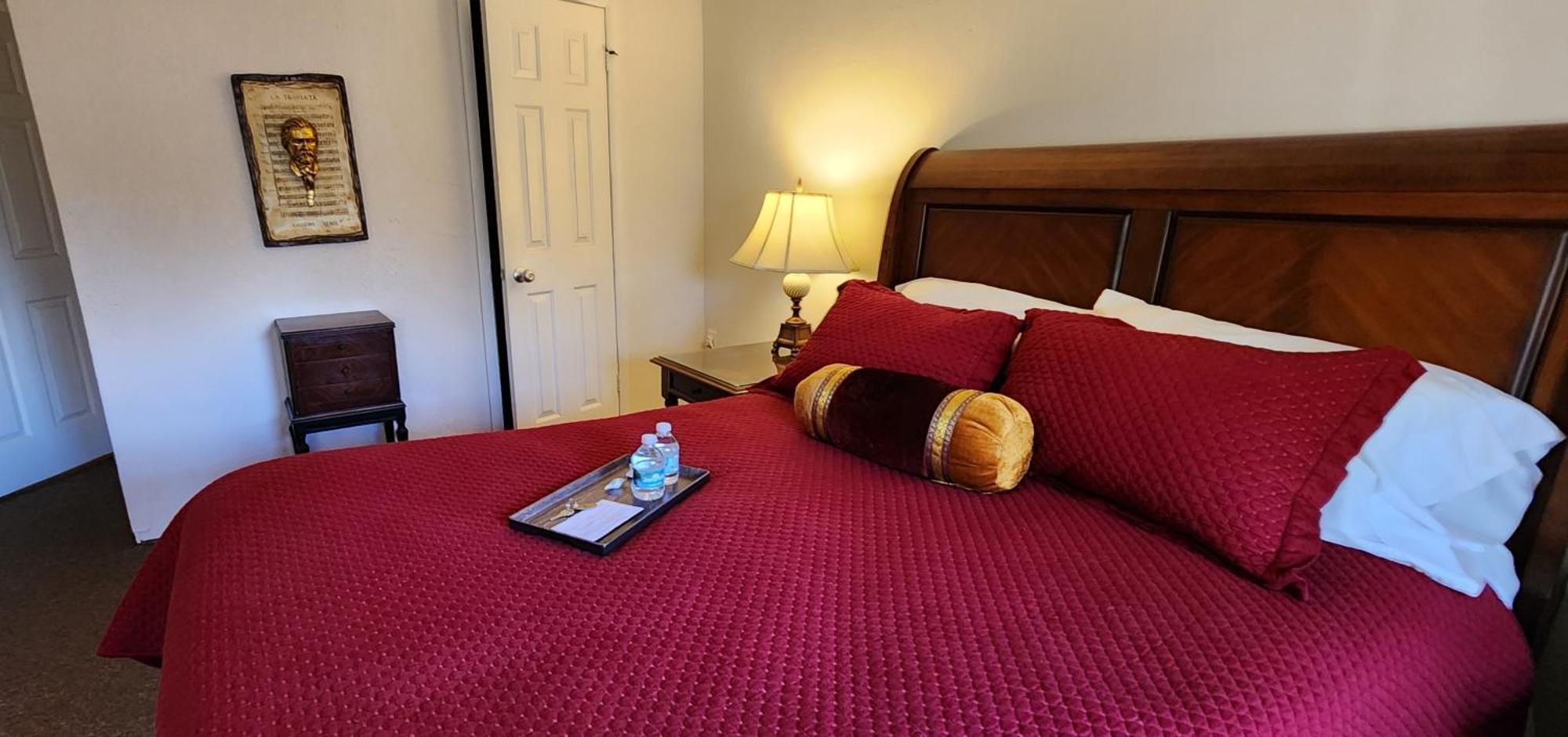 Lily Creek Lodge ดาห์ลอนีกา ภายนอก รูปภาพ