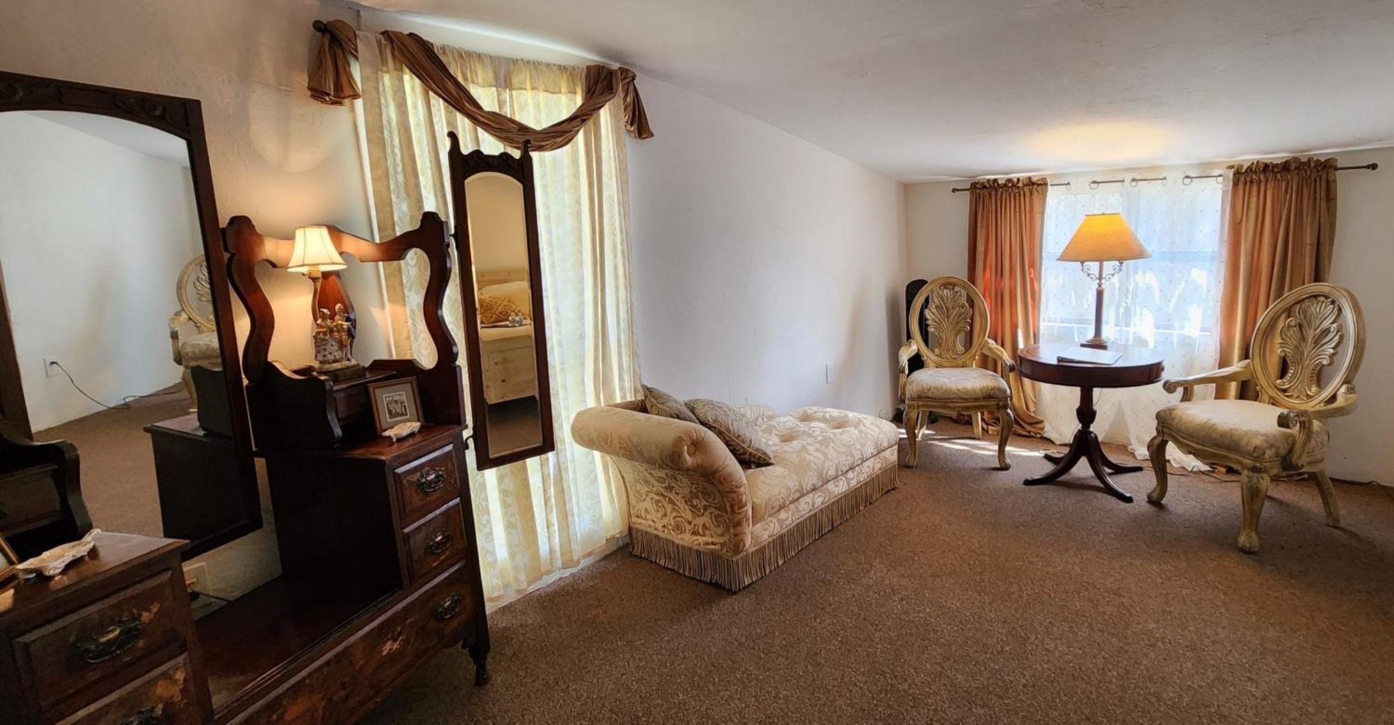 Lily Creek Lodge ดาห์ลอนีกา ภายนอก รูปภาพ